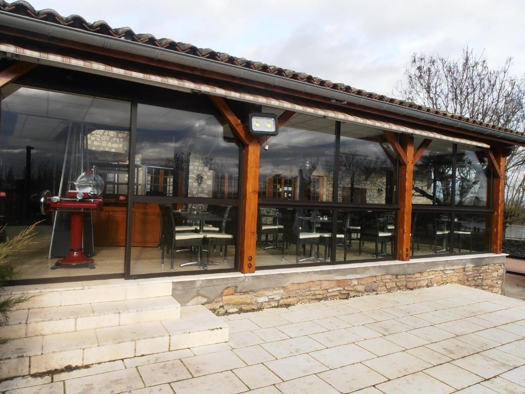 Logis Hôtel Restaurant La Vieille Ferme, Mâcon Nord Sancé Exterior foto