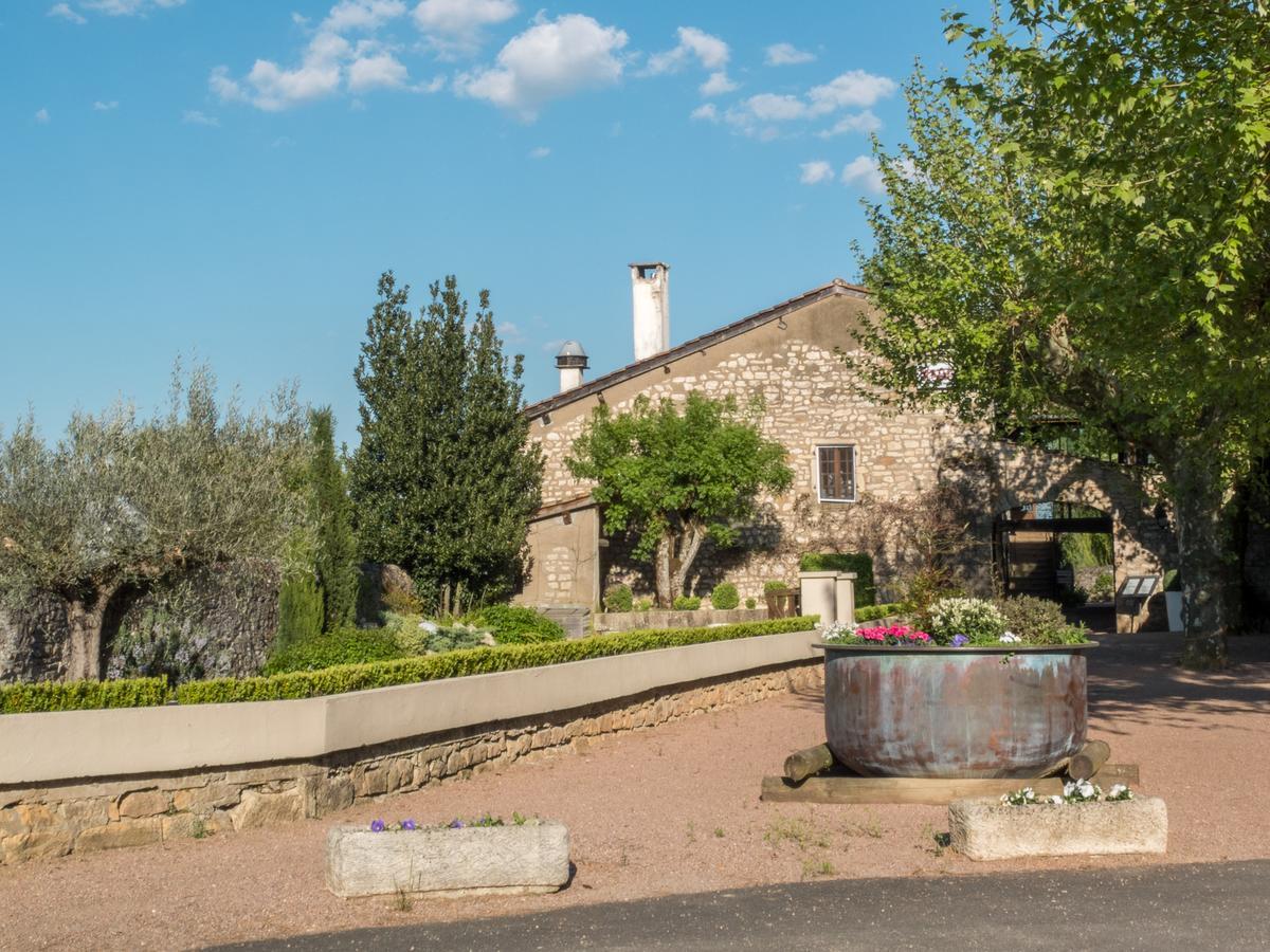 Logis Hôtel Restaurant La Vieille Ferme, Mâcon Nord Sancé Exterior foto